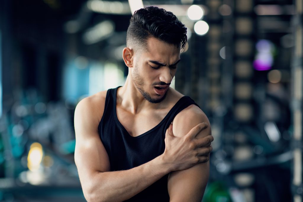 Muscle Recovery 101: How to Reduce Sore Muscles After a Workout - SHARKBITE HYDRATION